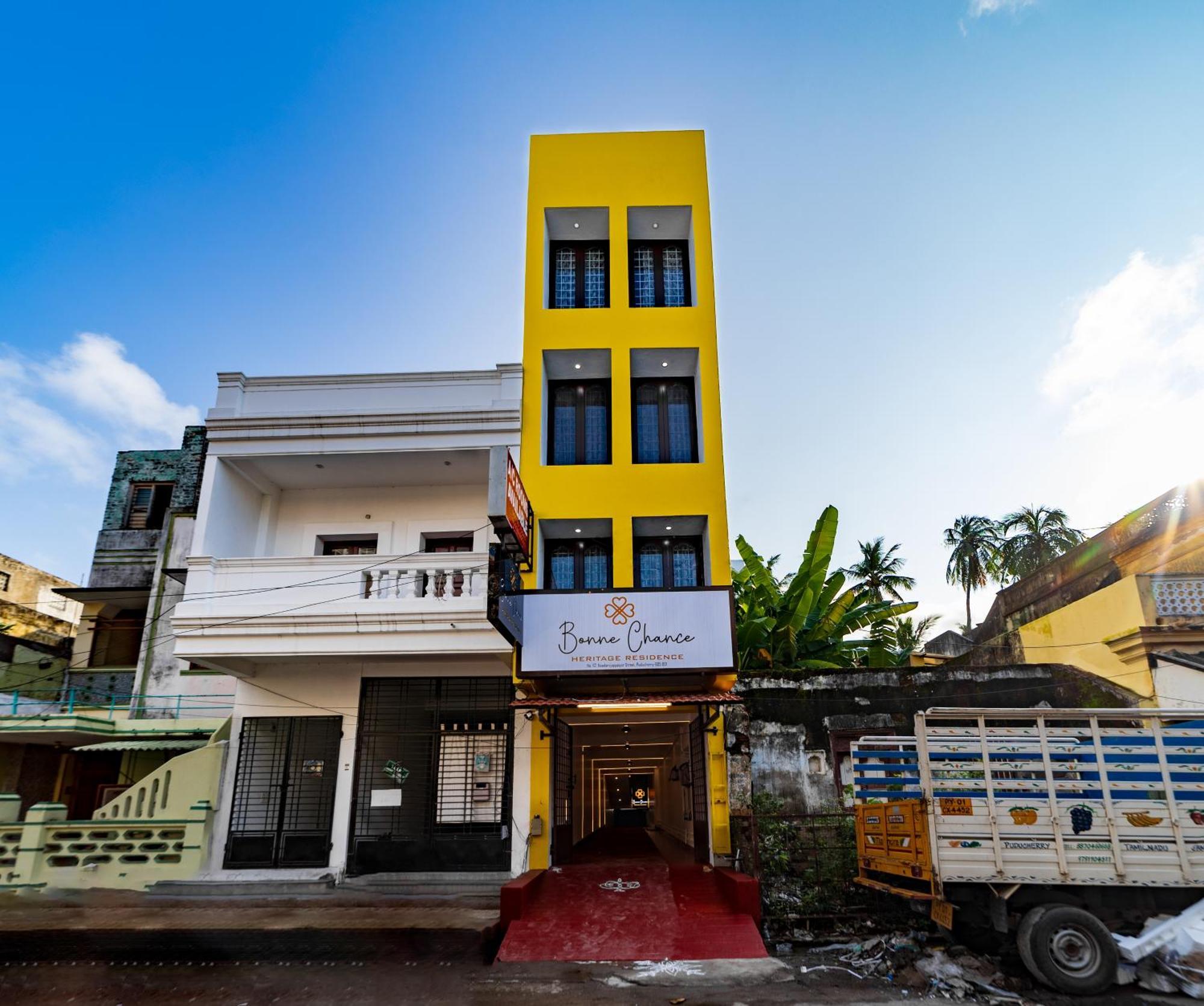 Bonne Chance Heritage Residence Puducherry Buitenkant foto